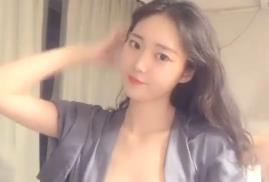 清纯小可爱私处水嫩诱人,娇嫩欲滴让人欲火焚身!